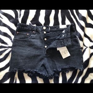 Zara Frayed Hi Rise Denim Shorts
